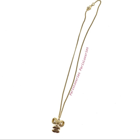 CHANEL Gold CC Logo Rhinestone Ribbon Bow Pendant - Picture 7 of 8